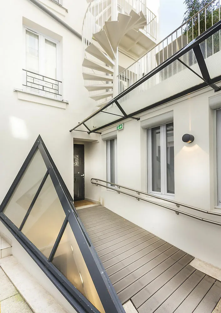 Libertel Canal Saint Martin Paris Hotel